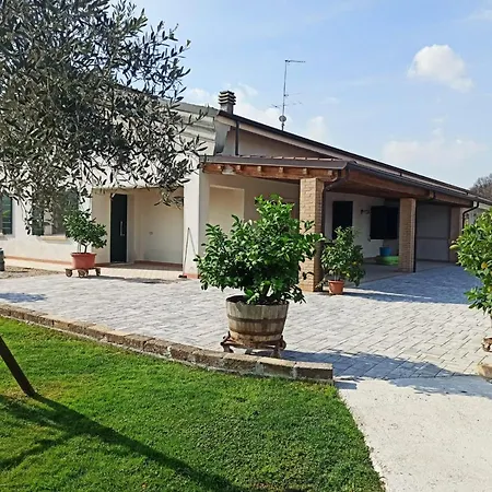 La Corte Di Emma E Ale
